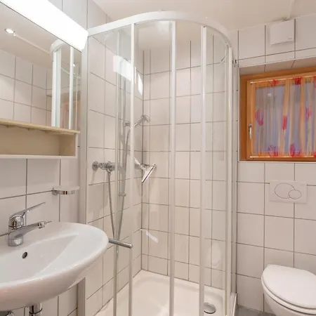 Capricorn 아파트 *